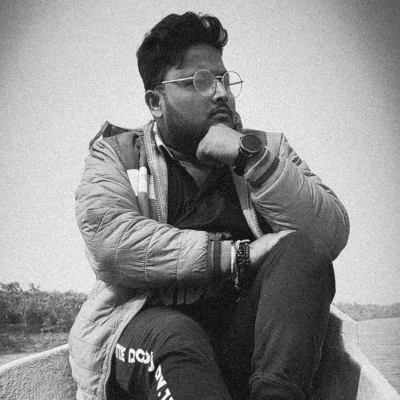 PritamSenior Graphic Designer